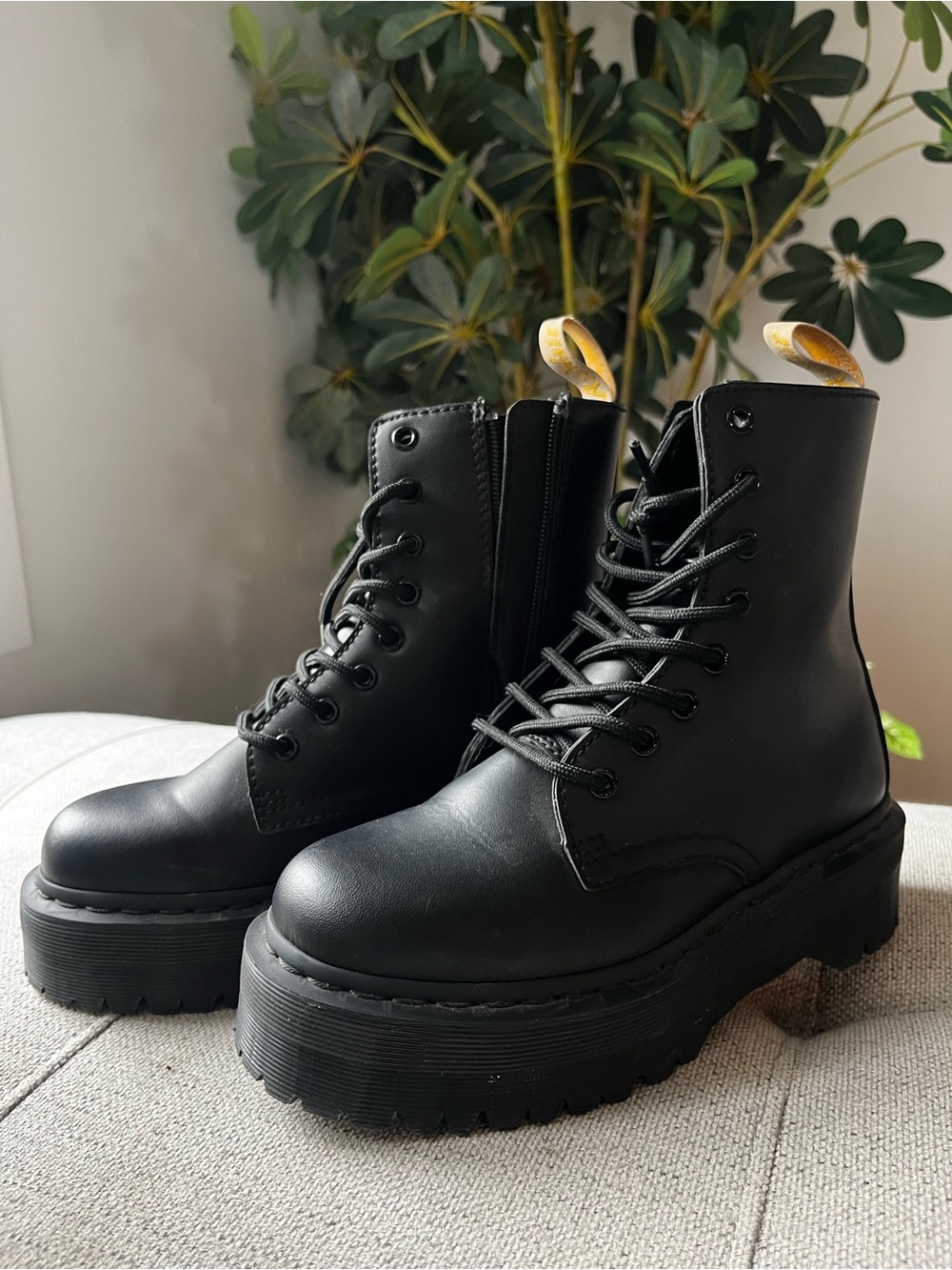 Dr. Martens VEGAN JADON II BOOT MONO PLATFORMS